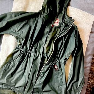 Hunter Raincoat Green XS